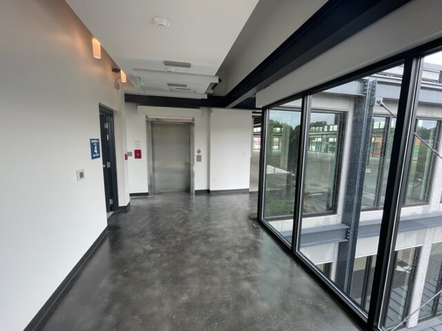 More Photos Of 1233 The Plaza, Charlotte Office For Sale