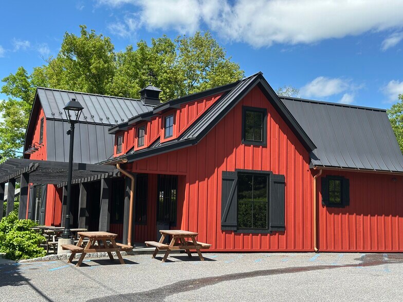 More Photos Of 156 Route 17, Tuxedo Park Restaurant For Sale