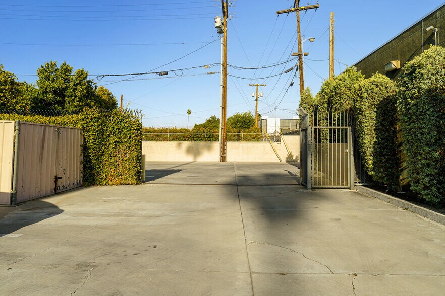 More Photos Of 6346 Brockton Ave, Riverside Office Residential For Sale