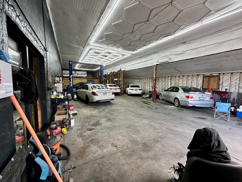 More Photos Of 600 Harbor Blvd, West Sacramento Warehouse For Sale