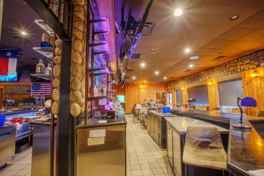 More Photos Of 891 De Marco Dr, Henderson Restaurant For Lease