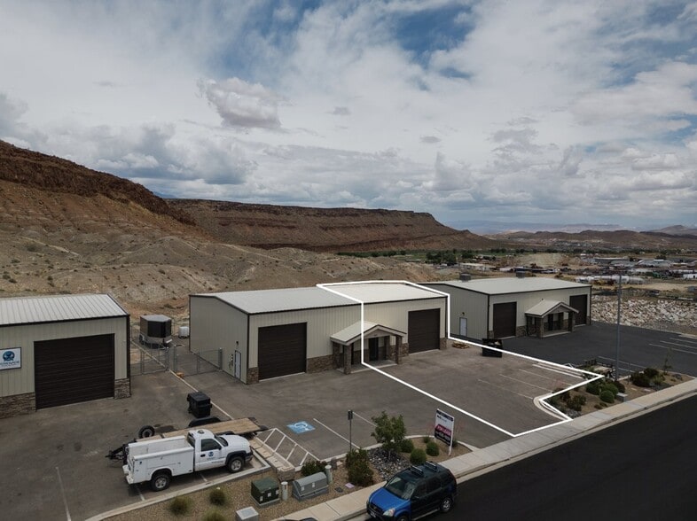 Primary Photo Of 1487 E Hillcrest Dr, Washington Warehouse For Lease