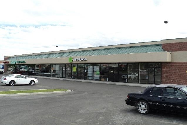 More Photos Of 2705 E Lincoln Ave, Sunnyside Unknown For Lease