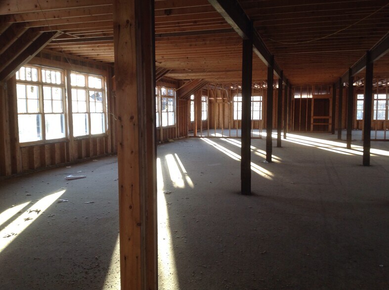 More Photos Of 101 Nanak Way, Killington Hotel For Sale