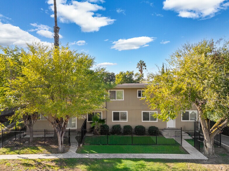 More Photos Of 3126 Lone Tree Way, Antioch Apartments For Sale