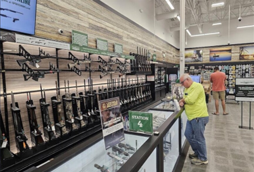 More Photos Of 27550 Eucalyptus Ave, Moreno Valley General Retail For Lease