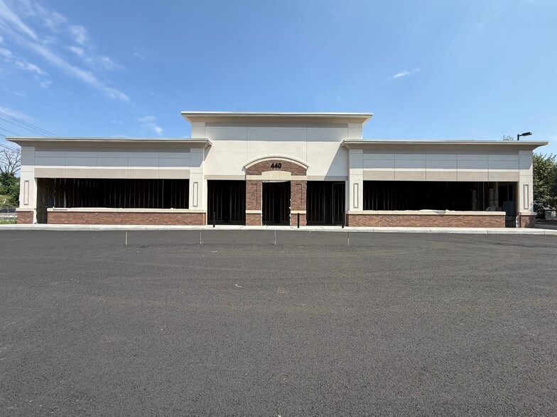 Primary Photo Of 440 US Highway 22, Hillside Freestanding For Lease