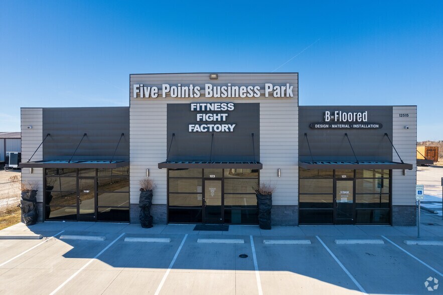 More Photos Of 12517 Business Highway 287 N, Fort Worth Light Distribution For Lease
