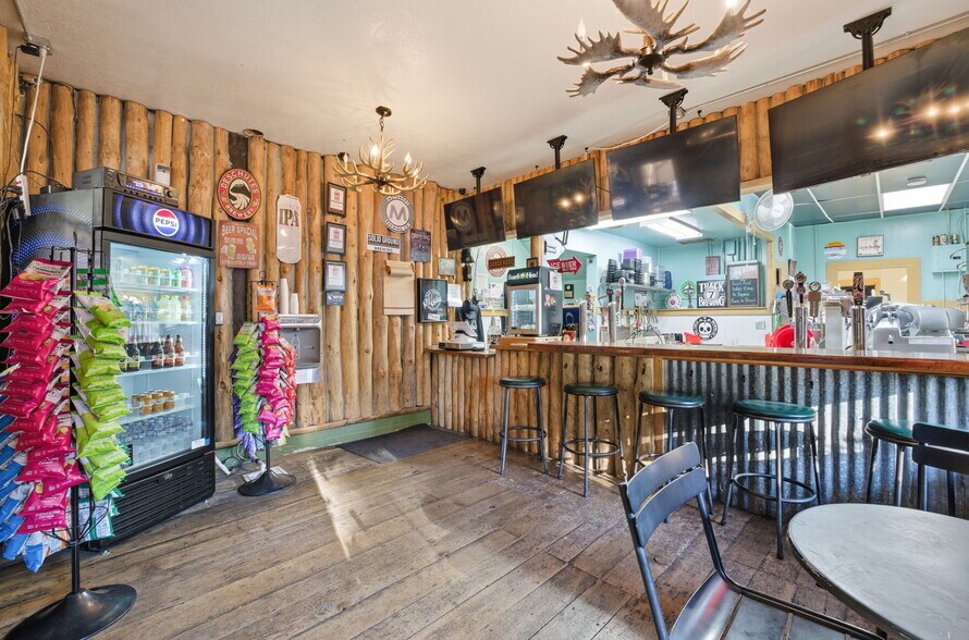 More Photos Of 589 Main St, Placerville Restaurant For Sale