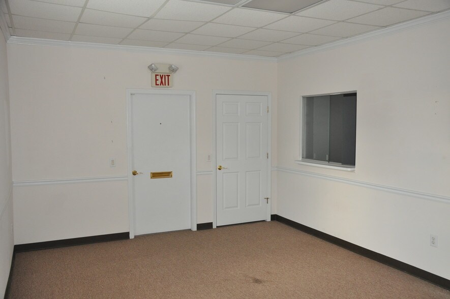 More Photos Of 4634 Lawrenceville Hwy NW, Lilburn Office For Lease