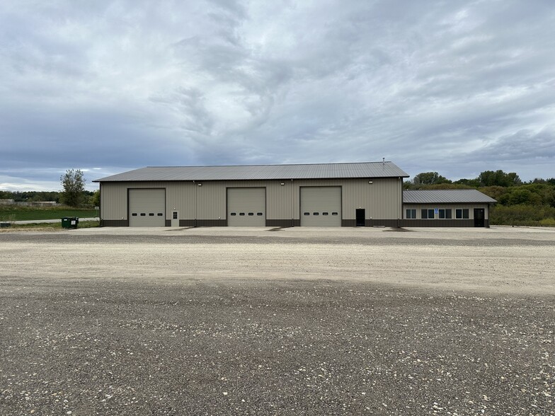 Primary Photo Of 8060 Cabot Ave, Medford Warehouse For Lease