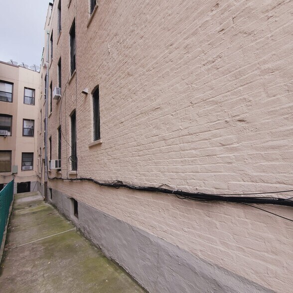 More Photos Of 342 89th St, Brooklyn Apartments For Sale