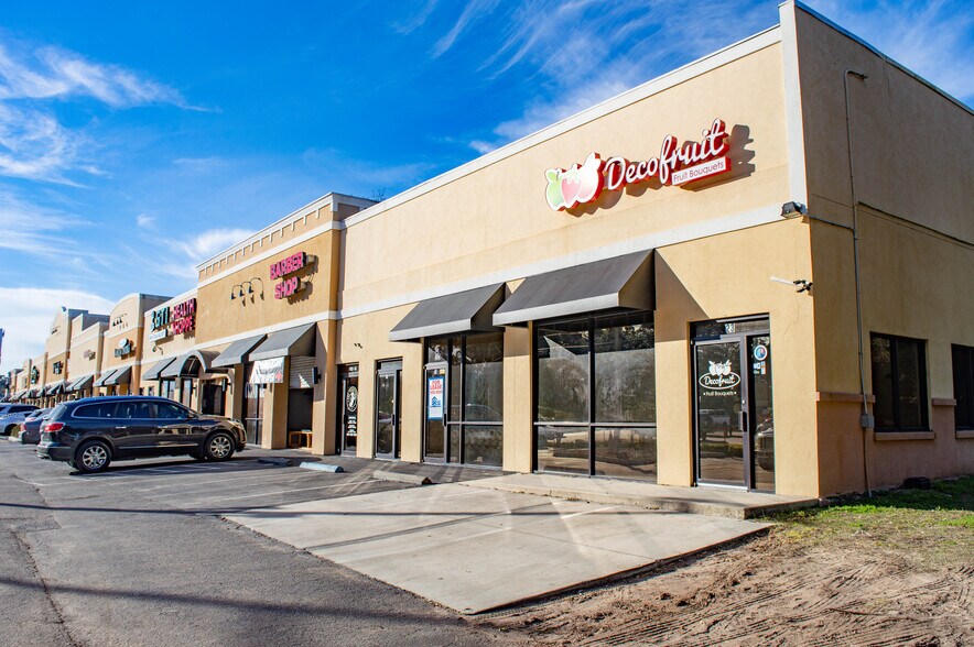 More Photos Of 12041 Beach Blvd, Jacksonville Storefront For Lease