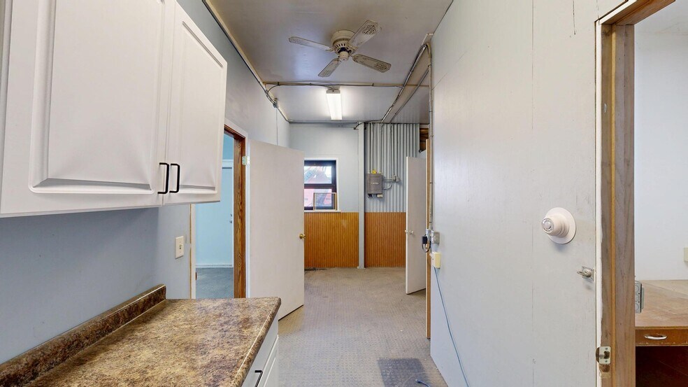 More Photos Of 120 W Charles St, Readstown Warehouse For Sale
