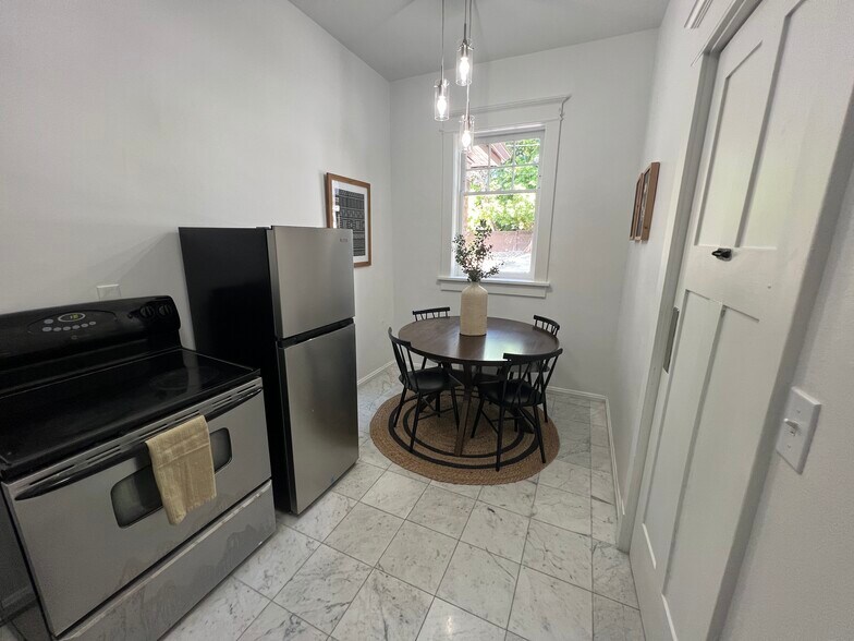 More Photos Of 1127 E South Temple, Salt Lake City Apartments For Sale