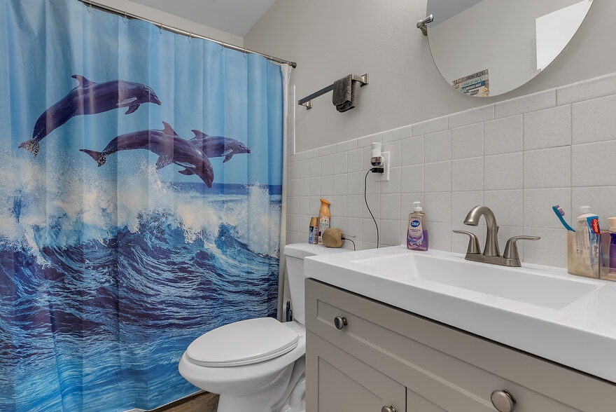 More Photos Of 9201 Kennedy Ave, Highland Apartments For Sale