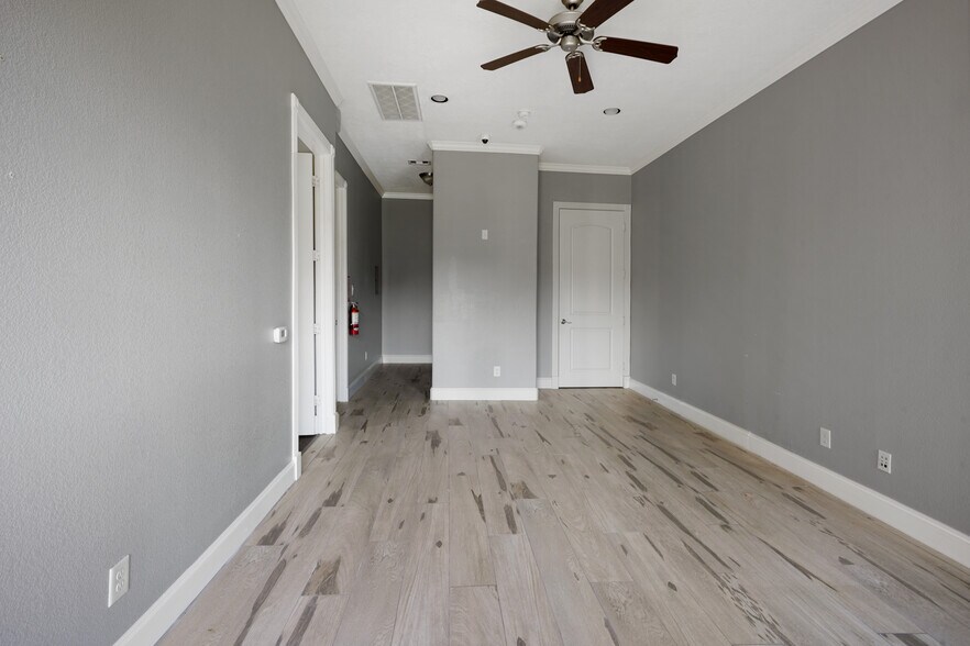 More Photos Of 134 Eldridge Rd, Sugar Land Office Residential For Lease