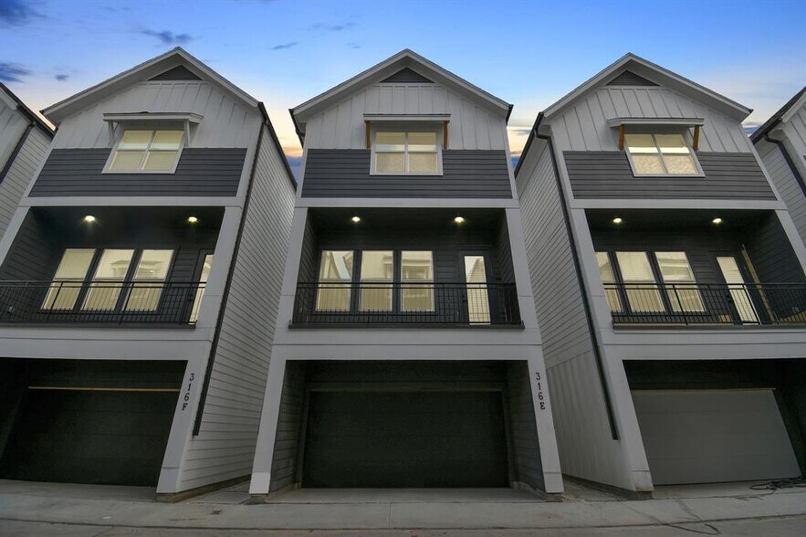 More Photos Of 316 Thornton Rd, Houston Apartments For Sale