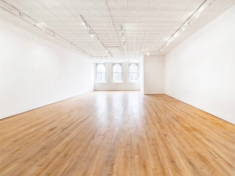 More Photos Of 52-54 Walker St, New York Office For Lease