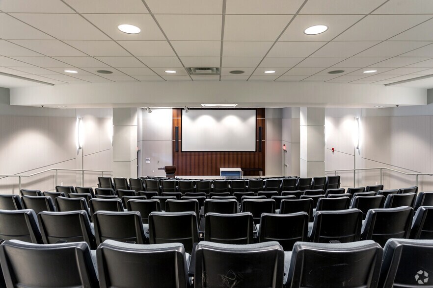 More Photos Of 1301 Gervais St, Columbia Office For Lease