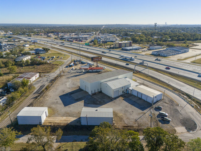 Primary Photo Of 6145 S 57th Ave W, Tulsa Warehouse For Lease