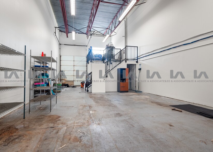 More Photos Of 6280 202 St, Langley Warehouse For Sale