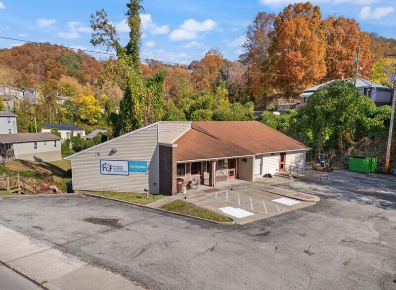 More Photos Of 421 Memorial Dr, Hazard Office For Sale