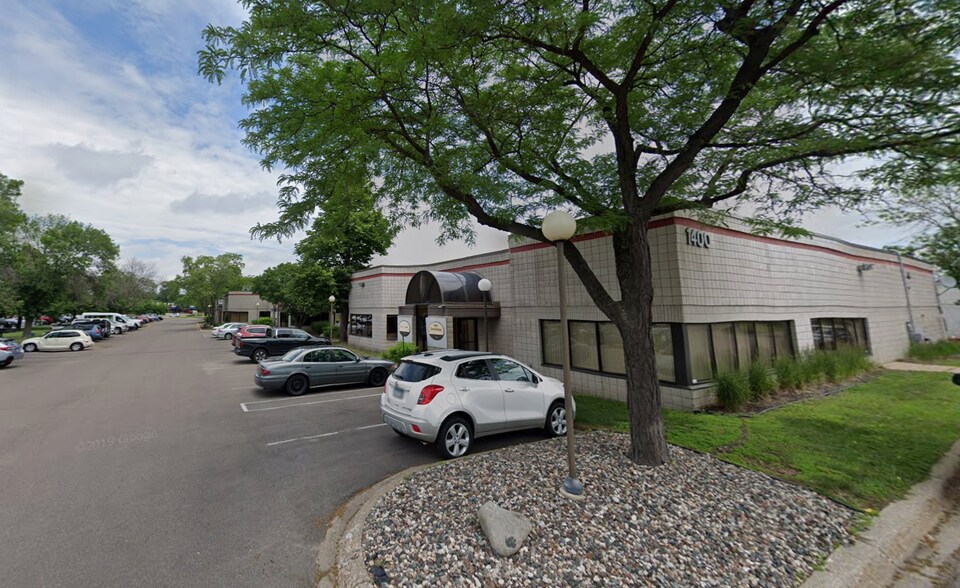 More Photos Of 1400-1410 Energy Park Dr, Saint Paul Light Manufacturing For Lease