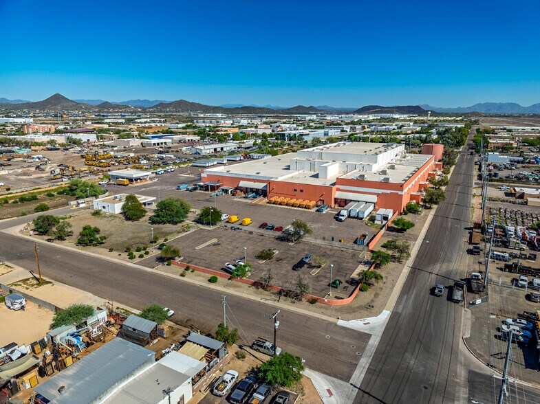 More Photos Of 22600 N 19th Ave, Phoenix Manufacturing For Sale
