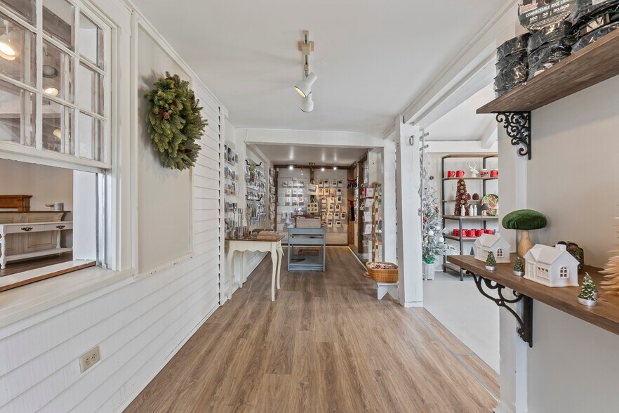 More Photos Of 2049 Post Rd, Wells Storefront Retail Office For Sale