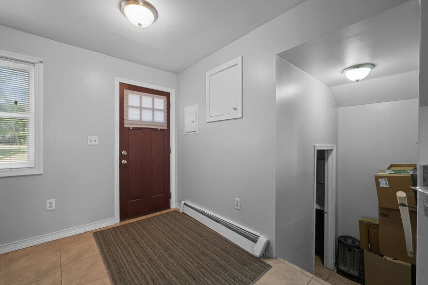 More Photos Of 569 Winthrop St, Rehoboth General Retail For Sale