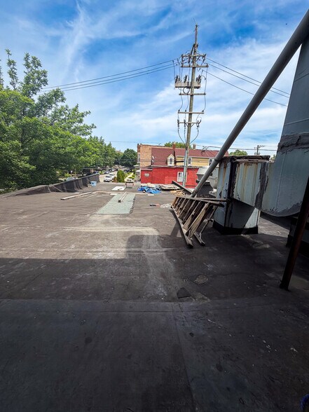 More Photos Of 3935 S Kedzie Ave, Chicago Storefront Retail Residential For Sale