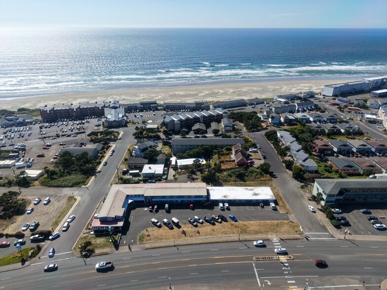 More Photos Of 754 SW Coast Hwy, Newport Hotel For Sale