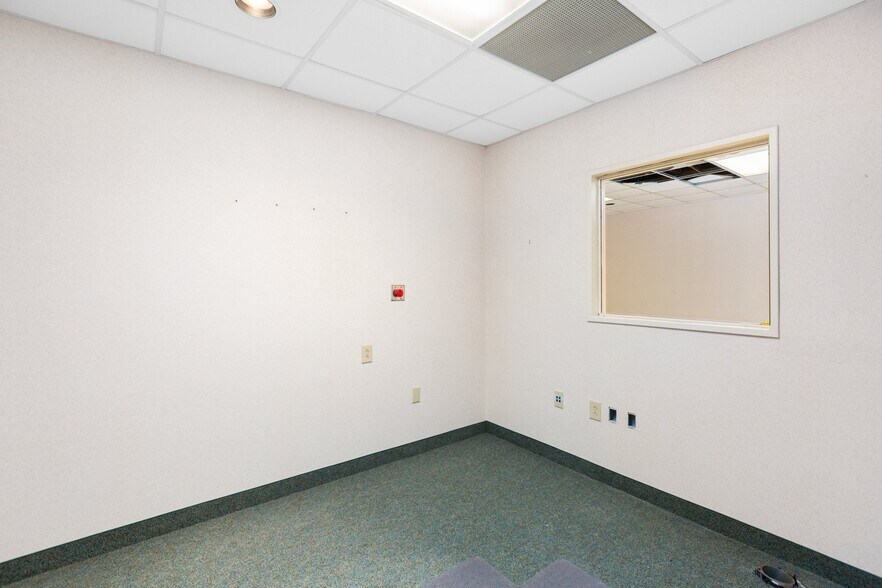 More Photos Of 15394 Kings Hwy, Montross Medical For Sale