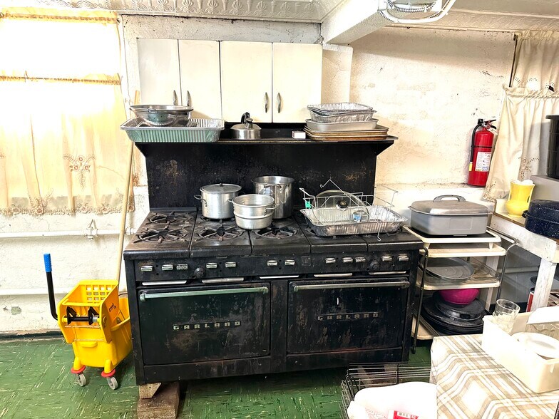 More Photos Of 3301 E Monument St, Baltimore Religious Facility For Sale