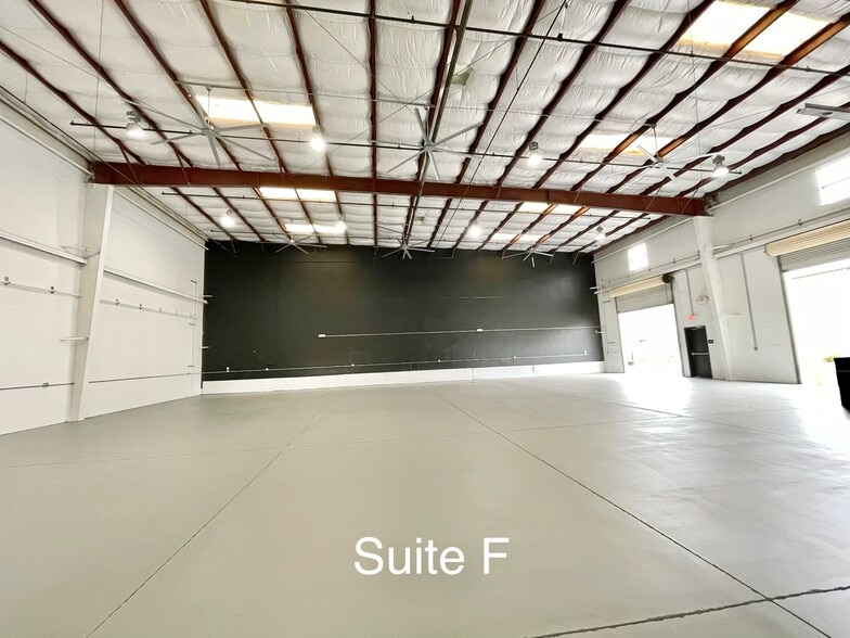 More Photos Of 3 offices, 3 warehouses: 1,200–4,876 SF, Lompoc Warehouse For Lease