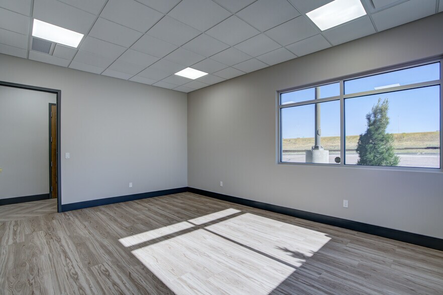 More Photos Of 4272 Promenade Dr, Colorado Springs Office For Lease