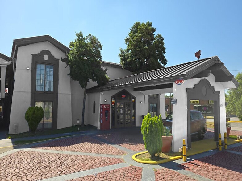 Primary Photo Of 4874 Old National Hwy, College Park Hotel For Sale