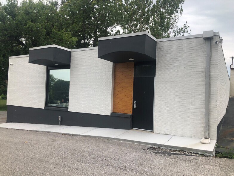 More Photos Of 751 Rue Saint Francois St, Florissant Office For Lease