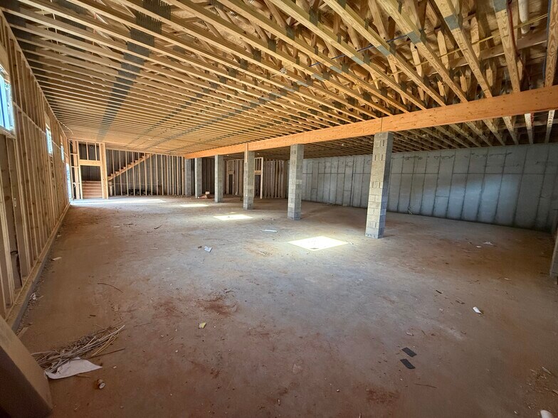 More Photos Of 5844 Scottsville Rd, Bowling Green Storefront Retail Office For Sale