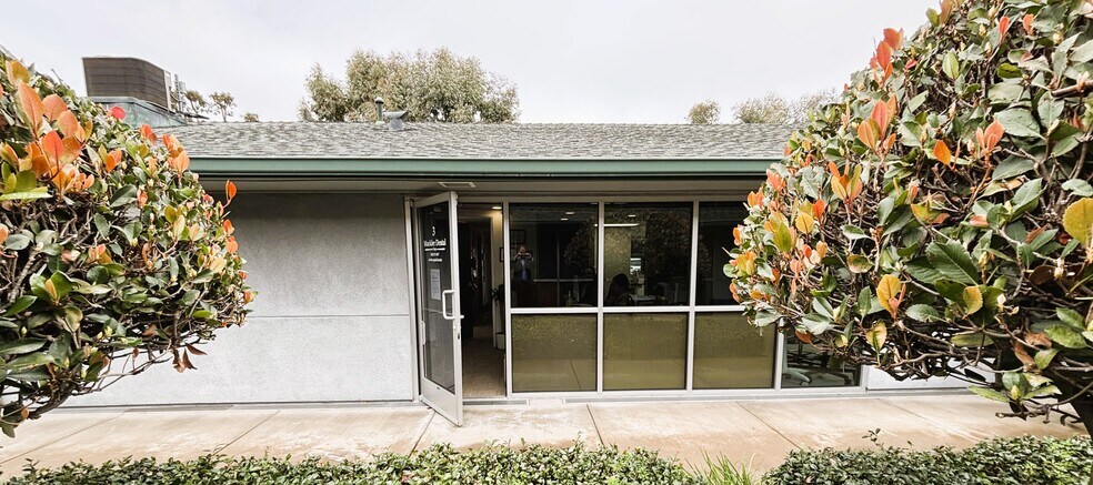 More Photos Of 281 E Hamilton Ave, Campbell Medical For Lease