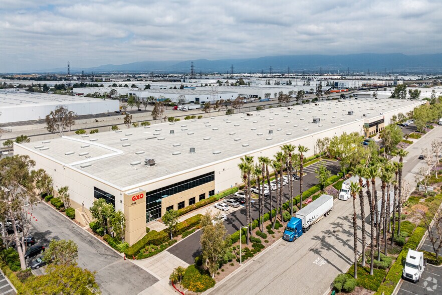 More Photos Of 10746-10788 Commerce Way, Fontana Warehouse For Lease
