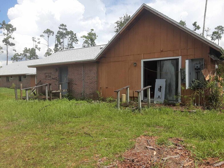 More Photos Of 11921 Caruso Dr, Panama City Assisted Living For Sale