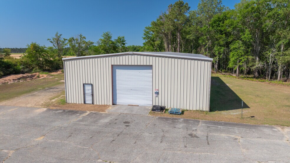 More Photos Of 2476 GA-76 Hwy, Adel Warehouse For Sale