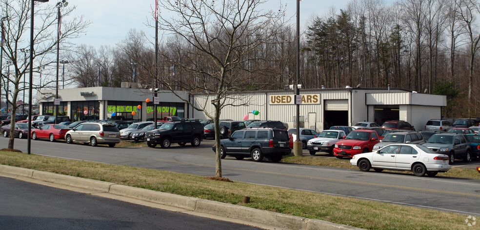More Photos Of 11755 Business Park Dr, Waldorf Auto Dealership For Lease