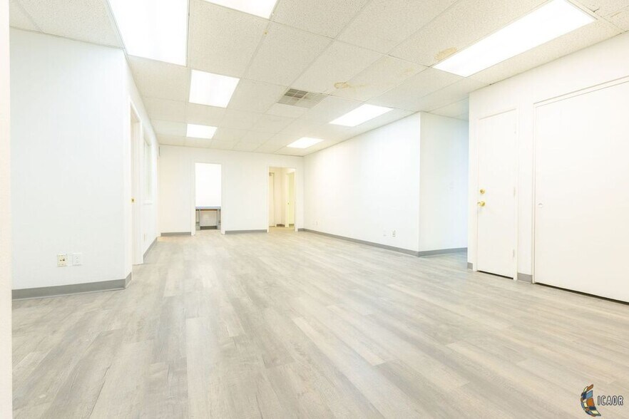 More Photos Of 765 Broadway Ave, El Centro Medical For Sale