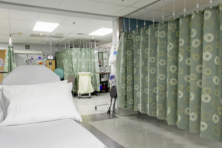 More Photos Of 244 Western Ave, South Portland Medical For Sale