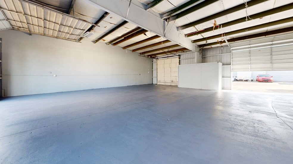 Primary Photo Of 7715-7723 Ellis Rd, West Melbourne Warehouse For Lease