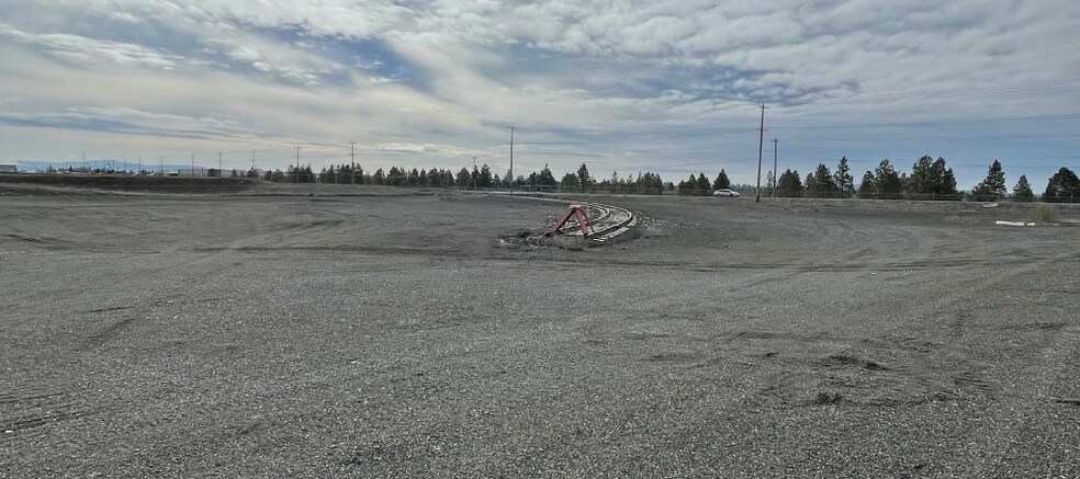 More Photos Of 2821-2823 S Craig Rd, Airway Heights Industrial For Sale