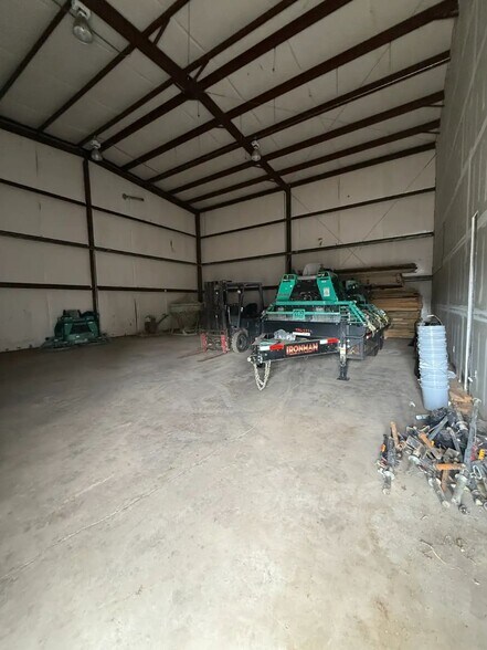 More Photos Of 890 Mt. Zion Rd, Shreveport Warehouse For Lease